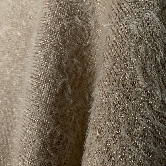 Anthropologie Akemi + Kin Eyelash Poncho Cream and Gold Metallic Turtleneck O/S - Picture 10 of 11